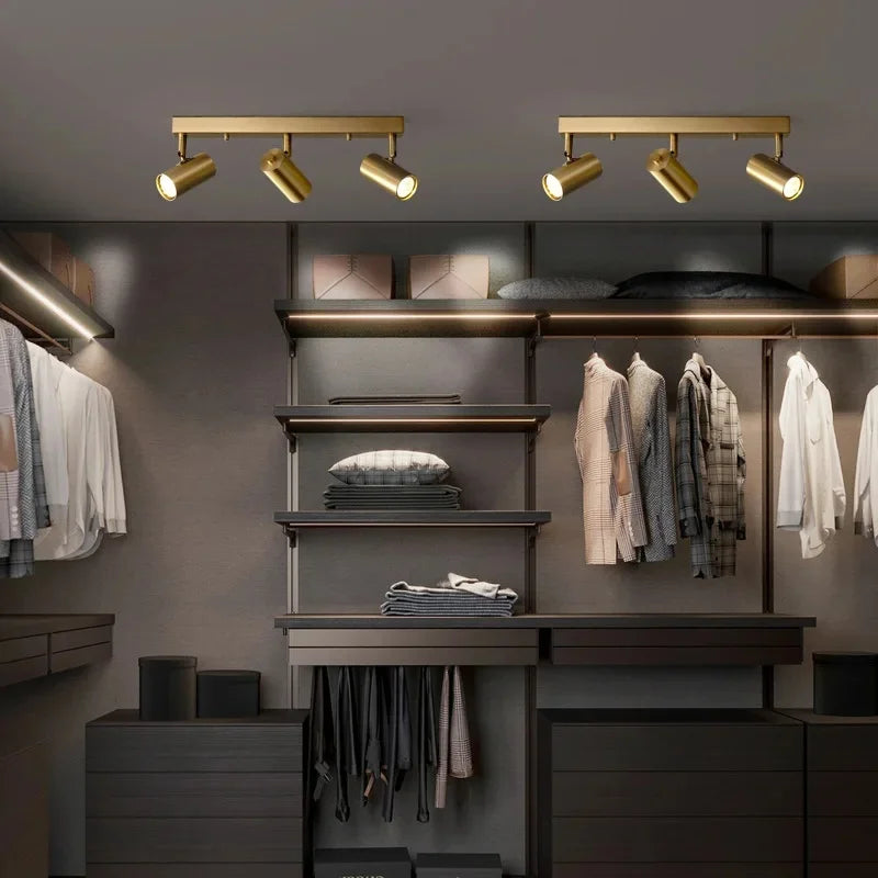 Goudkleurige plafondspot met 3 of 4 lichtpunten – modern design